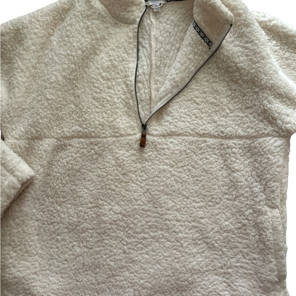 Half zip sherpa pullover - Picture 2 of 2